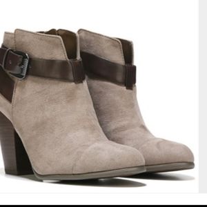 Carlos by Carlos Santana Beige Grey Brown Heeled Ankle Boots Booties Size 8.5